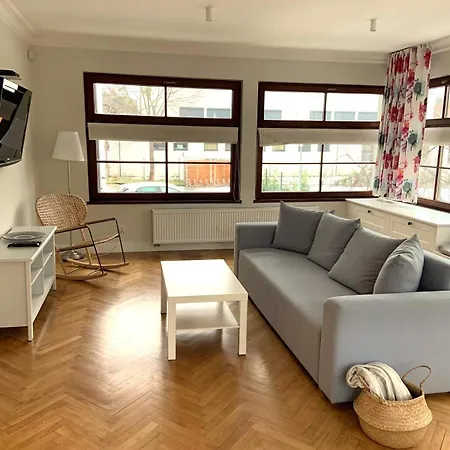 Allegra Z Ogrodem I Sala Zabaw ,darmowy Parking I Lezaki, 5minut Do Morza Gdynia