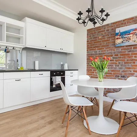 Allegra Z Ogrodem I Sala Zabaw ,darmowy Parking I Lezaki, 5minut Do Morza Appartamento Gdynia