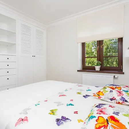 Allegra Z Ogrodem I Sala Zabaw ,darmowy Parking I Lezaki, 5minut Do Morza Gdynia