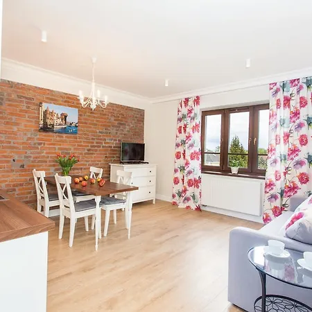 Allegra Z Ogrodem I Sala Zabaw ,darmowy Parking I Lezaki, 5minut Do Morza Appartamento *