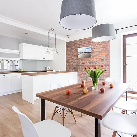 Διαμέρισμα Allegra Z Ogrodem I Sala Zabaw ,darmowy Parking I Lezaki, 5minut Do Morza