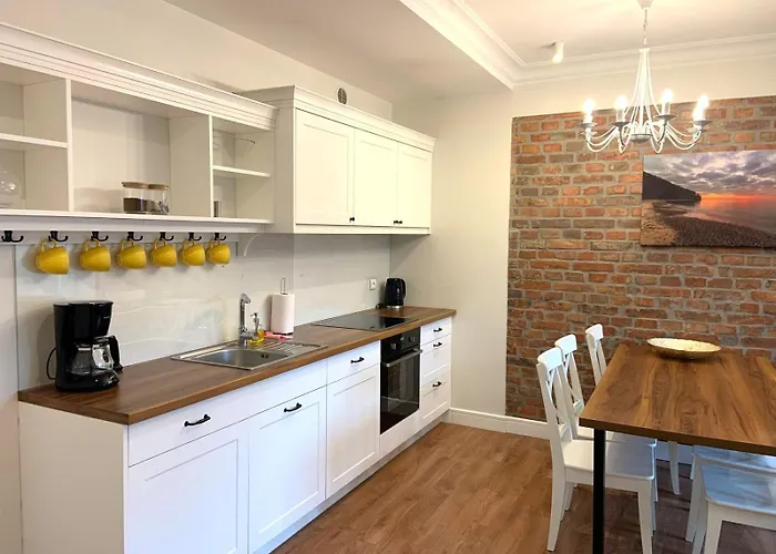 Apartament Allegra Z Ogrodem I Salą Zabaw ,darmowy Parking I Leżaki, 5minut Do Morza Gdynia